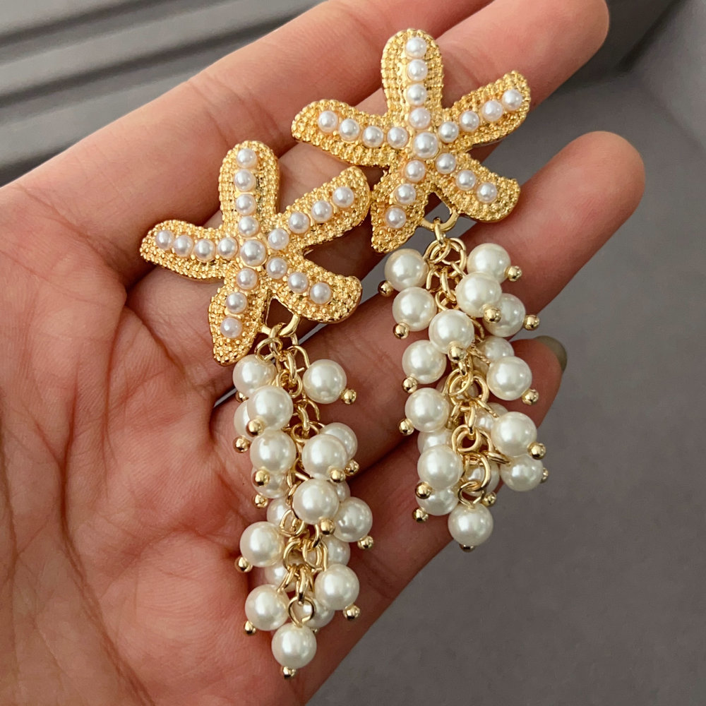 Star glass pearl chain earrings