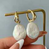 Fresh water pearl drop earrings