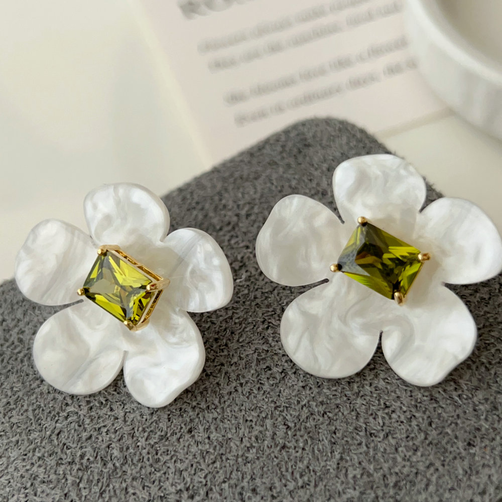 White flower earrings
