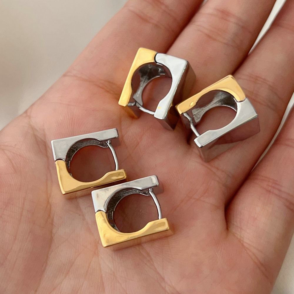 Square metal earrings
