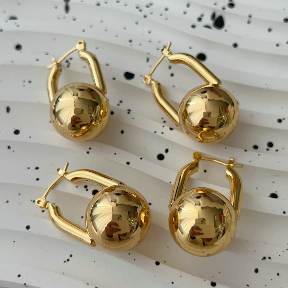 Metal ball earrings