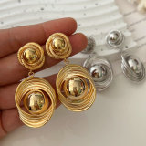Ball earrings
