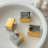 Square metal earrings
