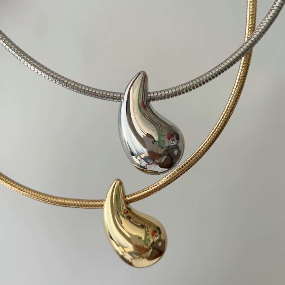 Teardrop charm snake bone necklace