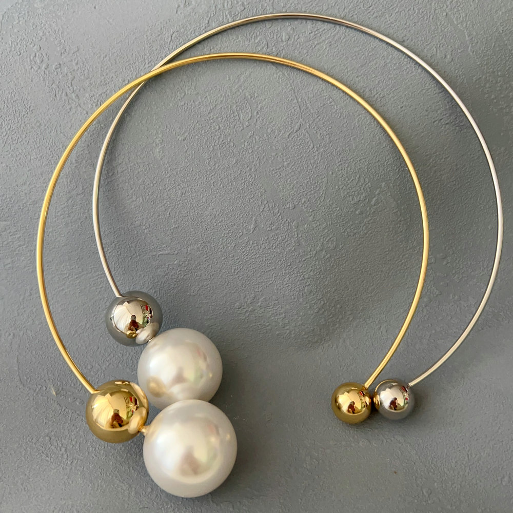 Chunky pearl ball necklace
