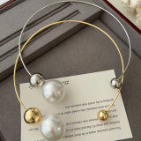 Chunky pearl ball necklace