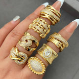 Chunky zircon ring