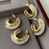 Moon pearl earrings