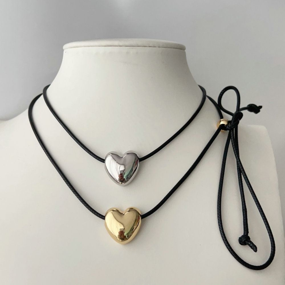Heart black cord necklace
