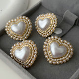 Pearl heart earrngs