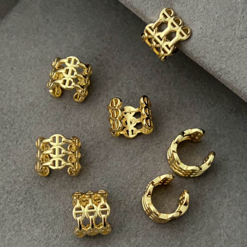 Metal ear cuff ( pairs )