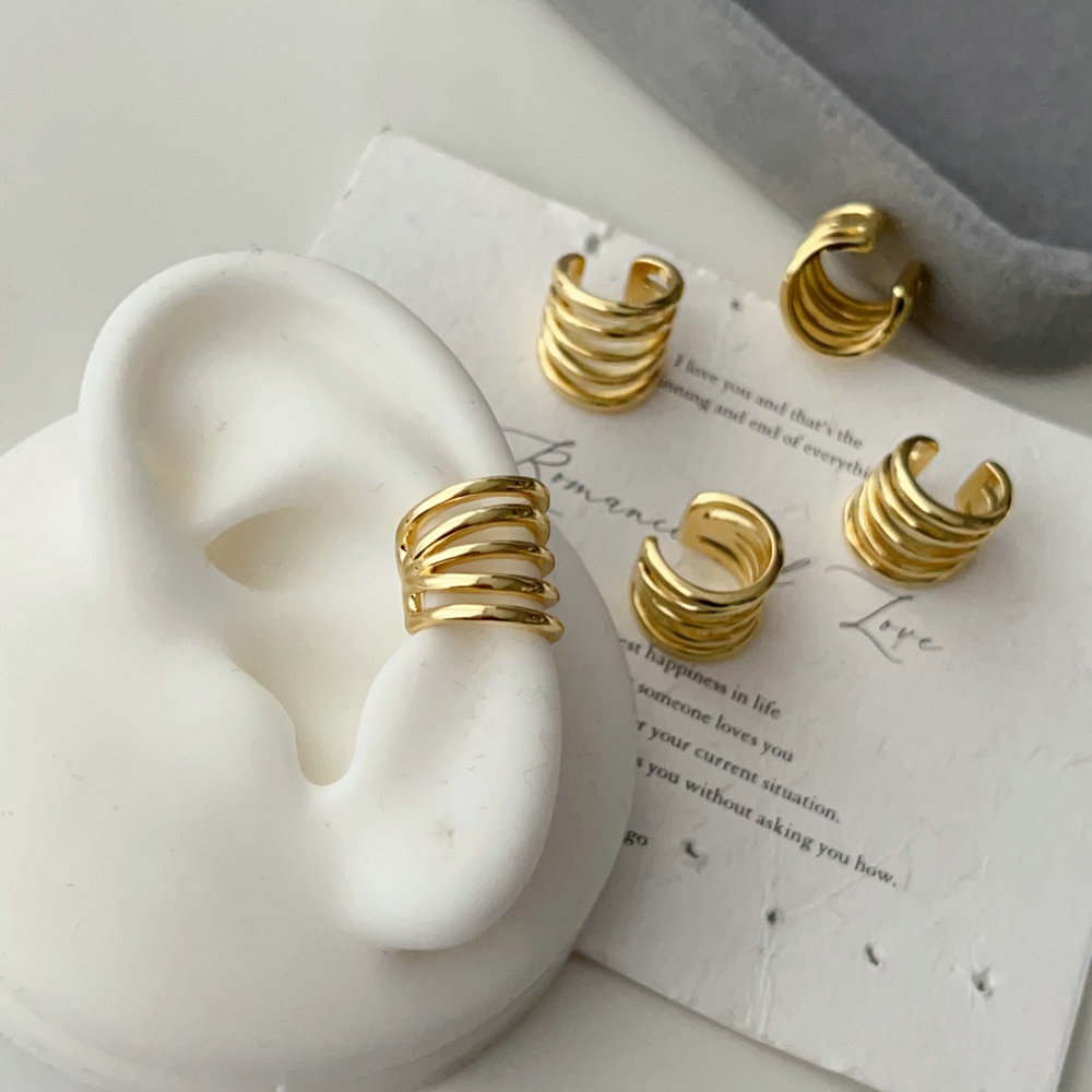 Metal ear cuff ( pairs )
