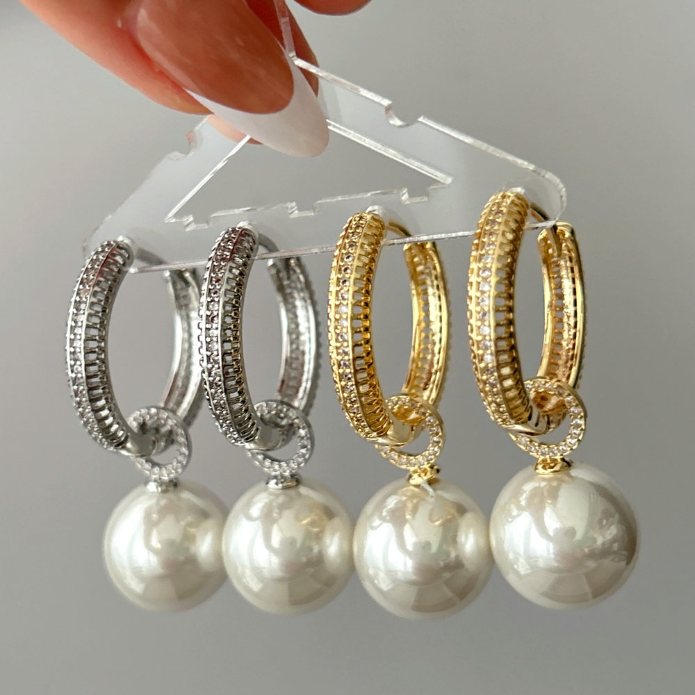 Pearl circle hoop