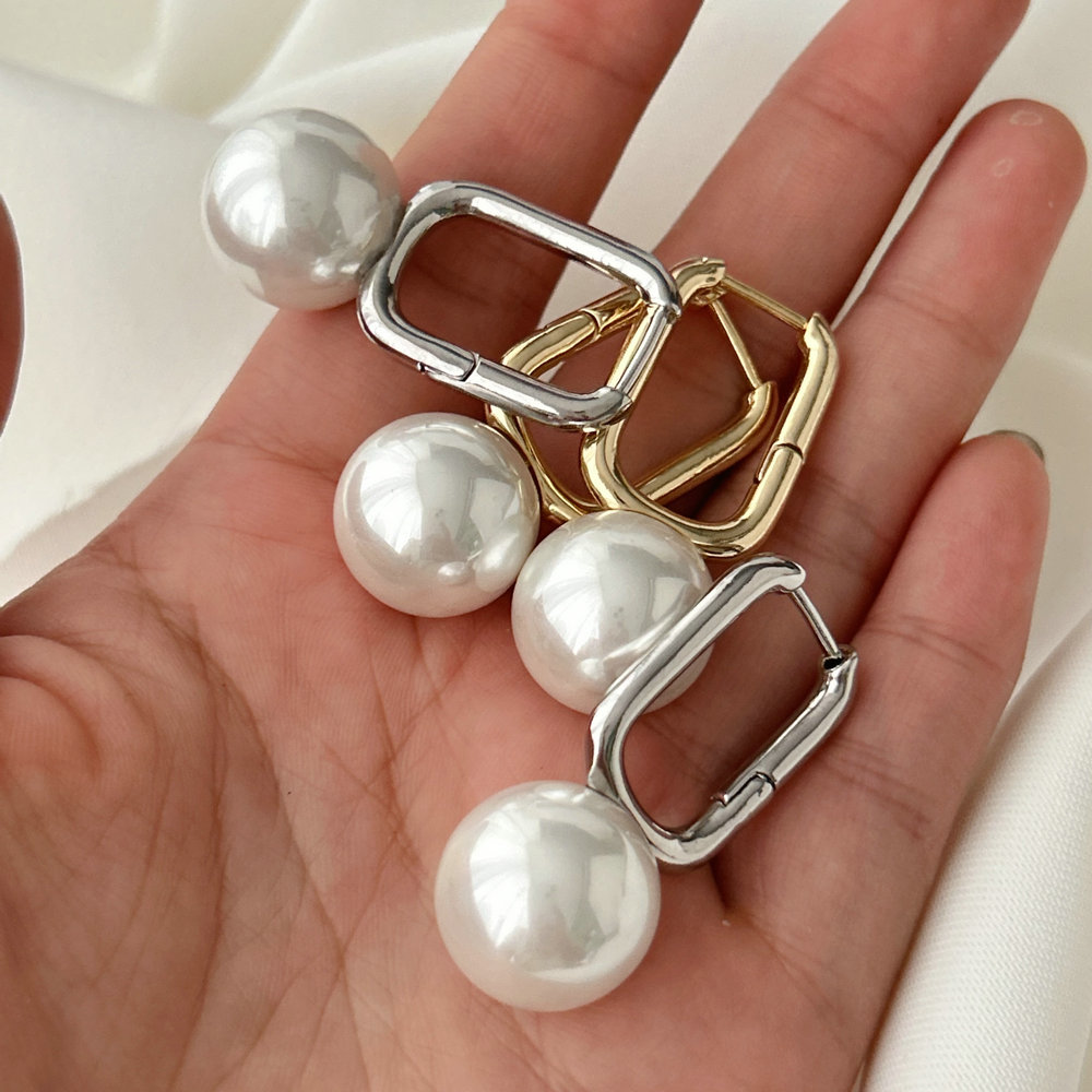 U hoop pearl earrings