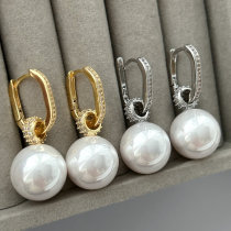 Pearl drop u hoop