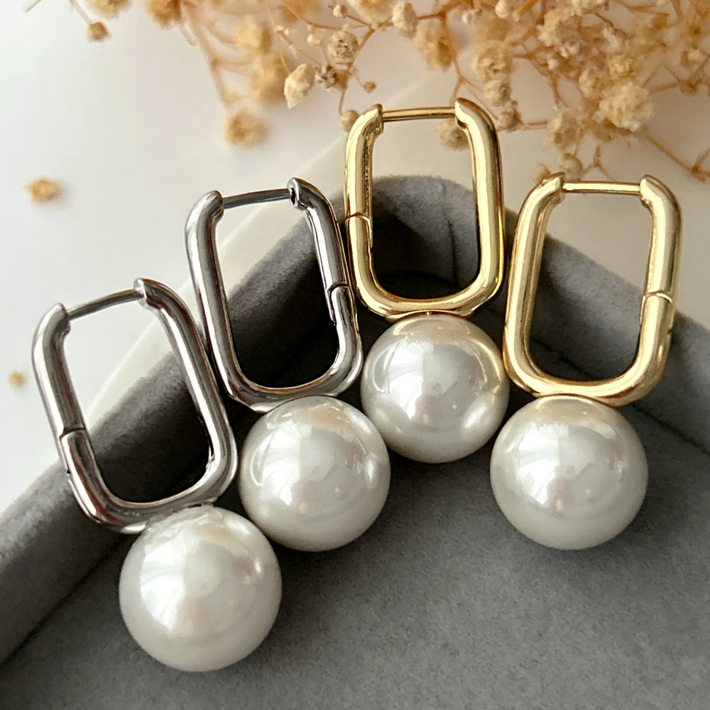 U hoop pearl earrings