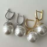 Pearl drop earrings