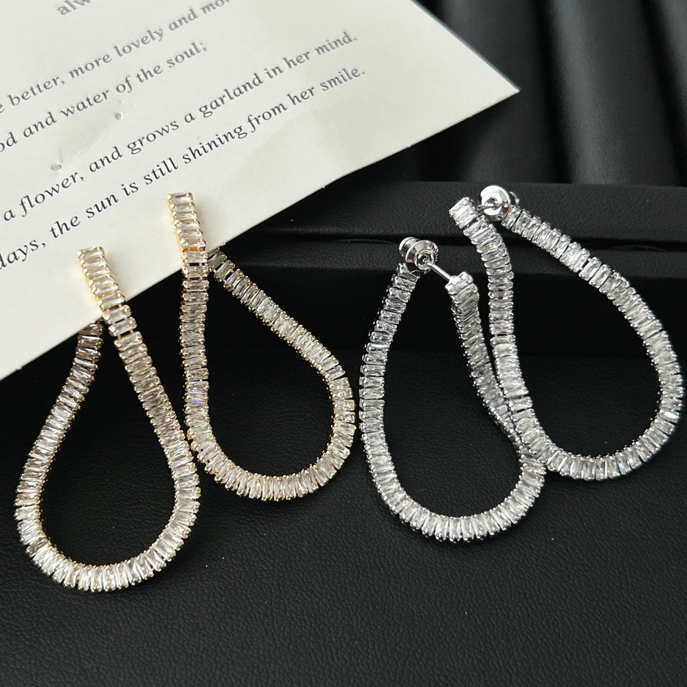 Pave zircon s shape fashion earrings