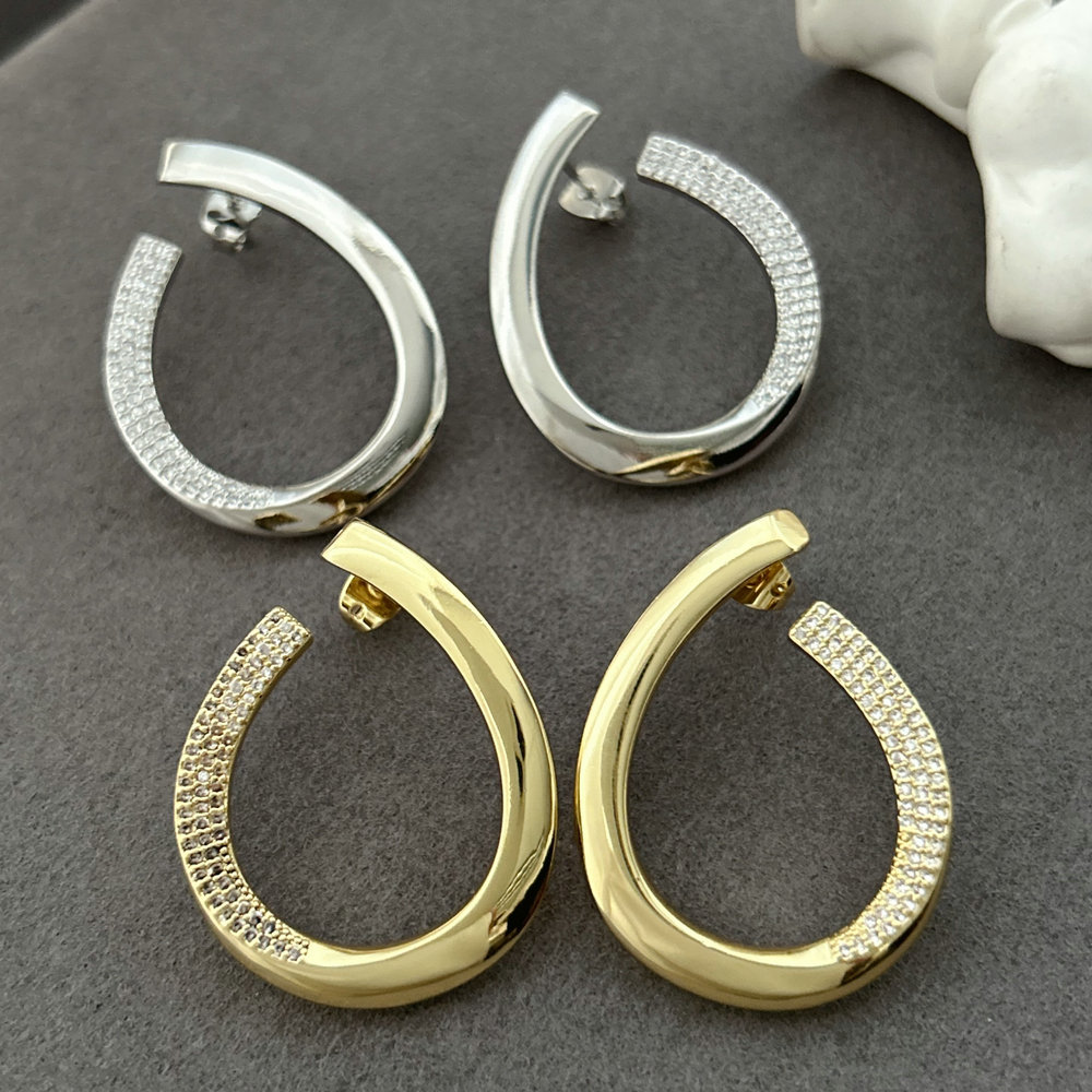 Fashion s shape earrings