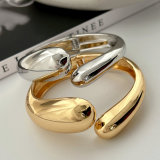 Metal chunky cuff