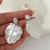 Leaf shell earrings