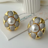 Chunky flower pave ring
