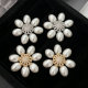 Flower pearl earrings