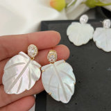 Leaf shell earrings