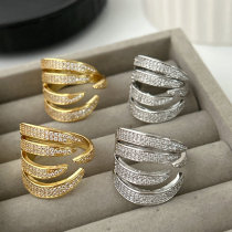 Chunky zircon ring
