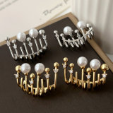 Fashion pearl earrings