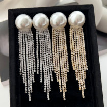 Pearl chain tassel earrings
