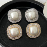 Square pearl earrings