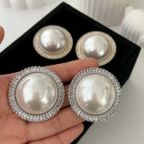 Chunky pearl earrings
