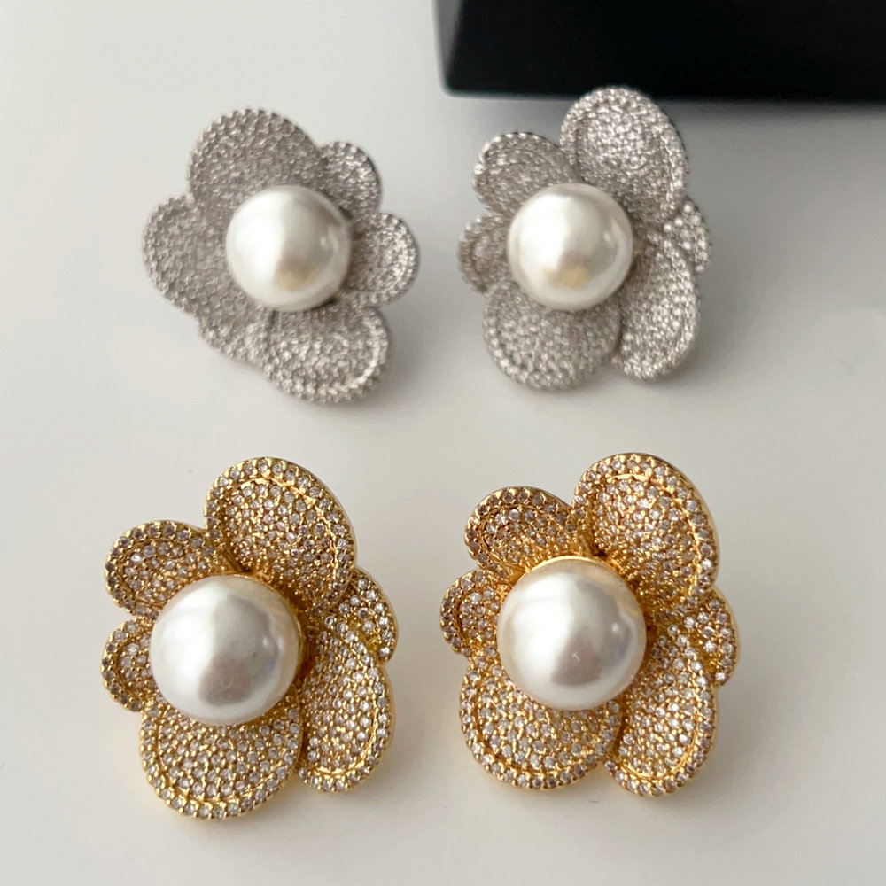 Pave zircon flower earrings