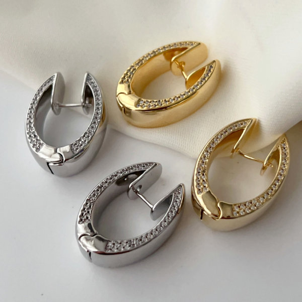 Pave zircon fashion hoop