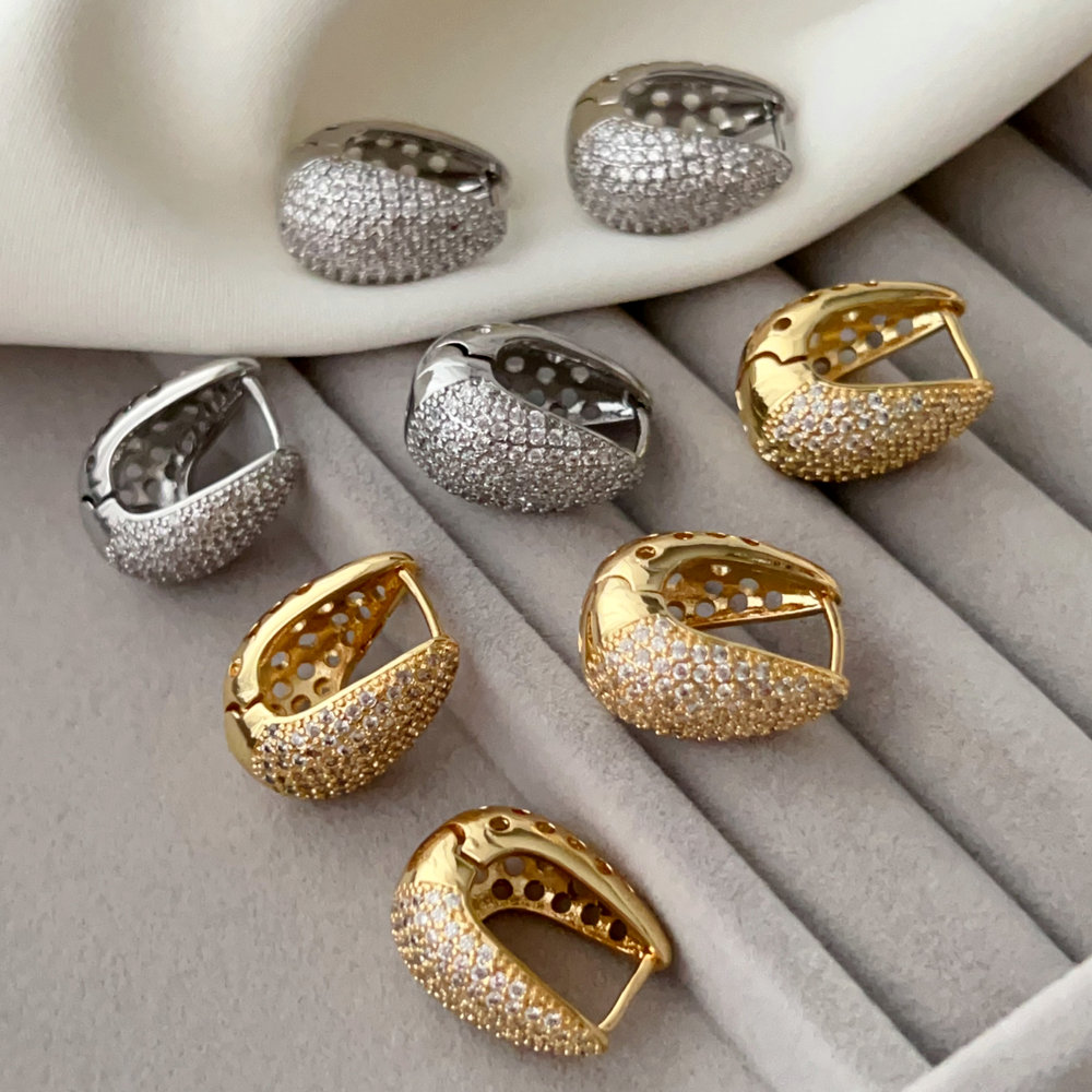 Pave zircon egg shape errings