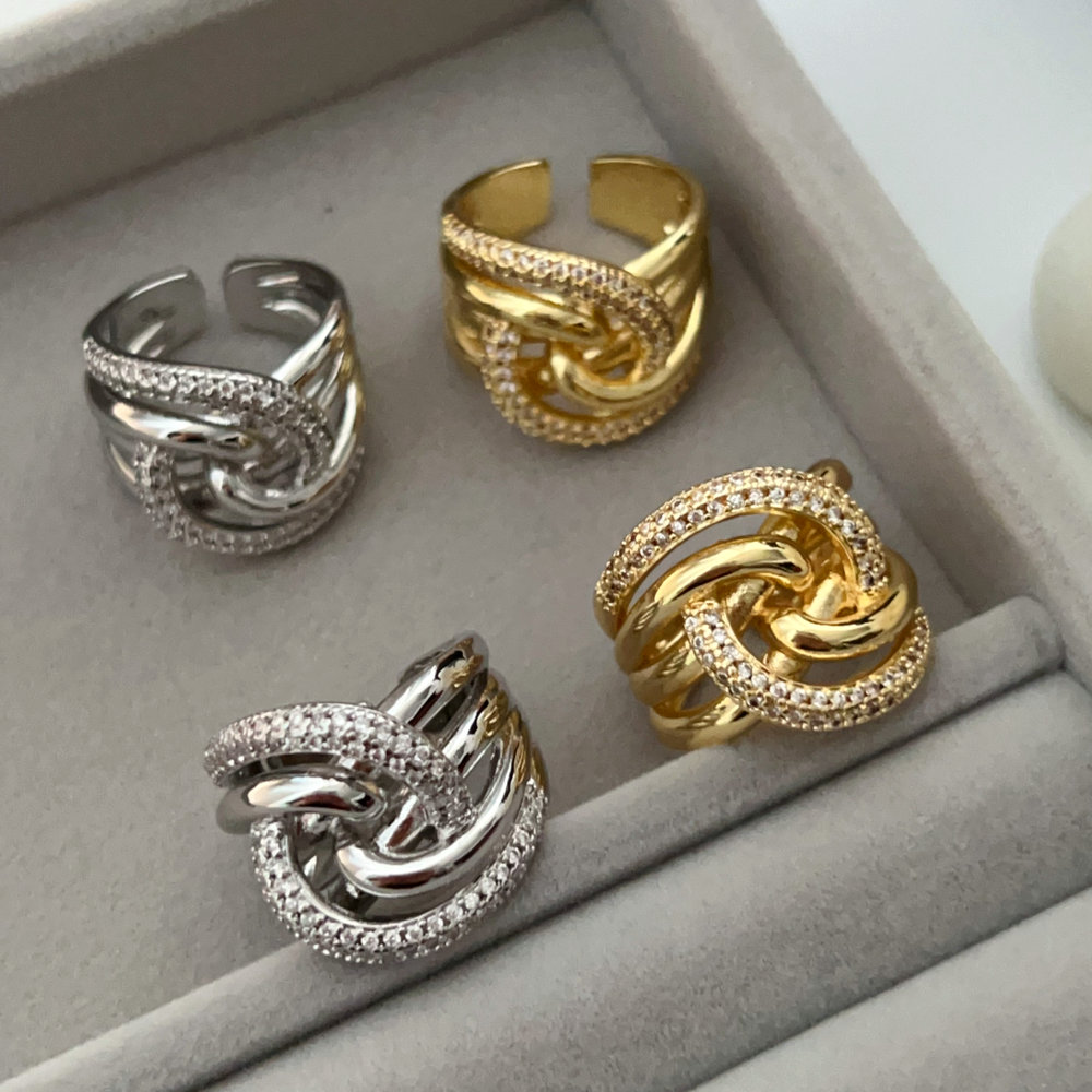 Chunky knot ring
