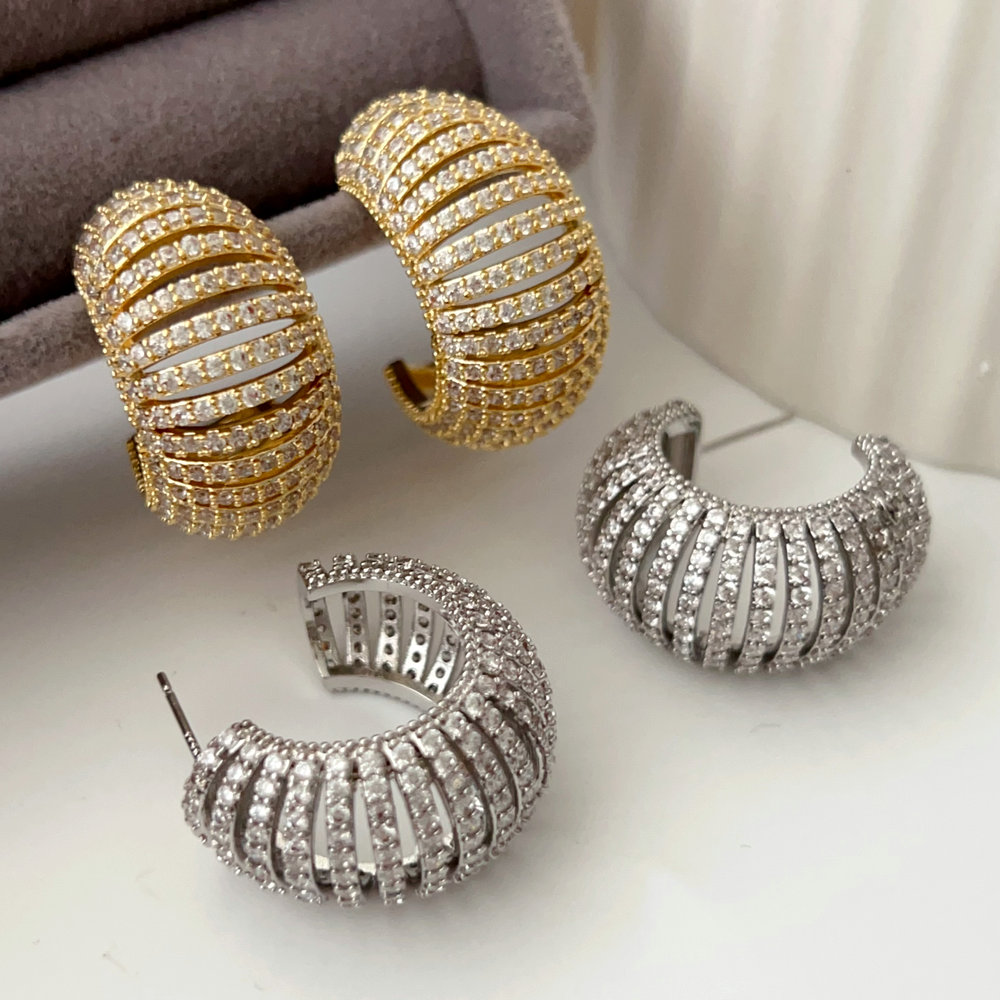 Pave zircon chunky hoop
