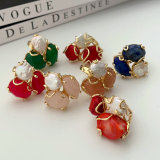 Gemstone pearl ring