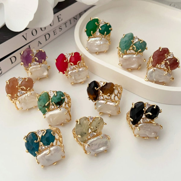 Gemstone pearl ring