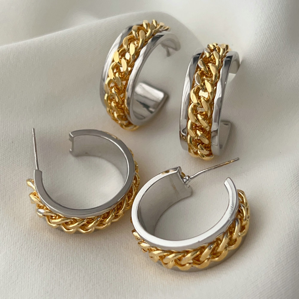 Chain gold and silver hoop