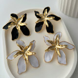 Enamel flower earrings