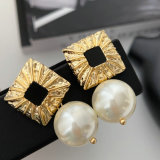 Chunky pearl earrings