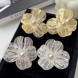 Chunky flower earrings
