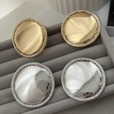Chunky metal round shape earrings