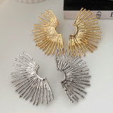 Chunky leaf earrings