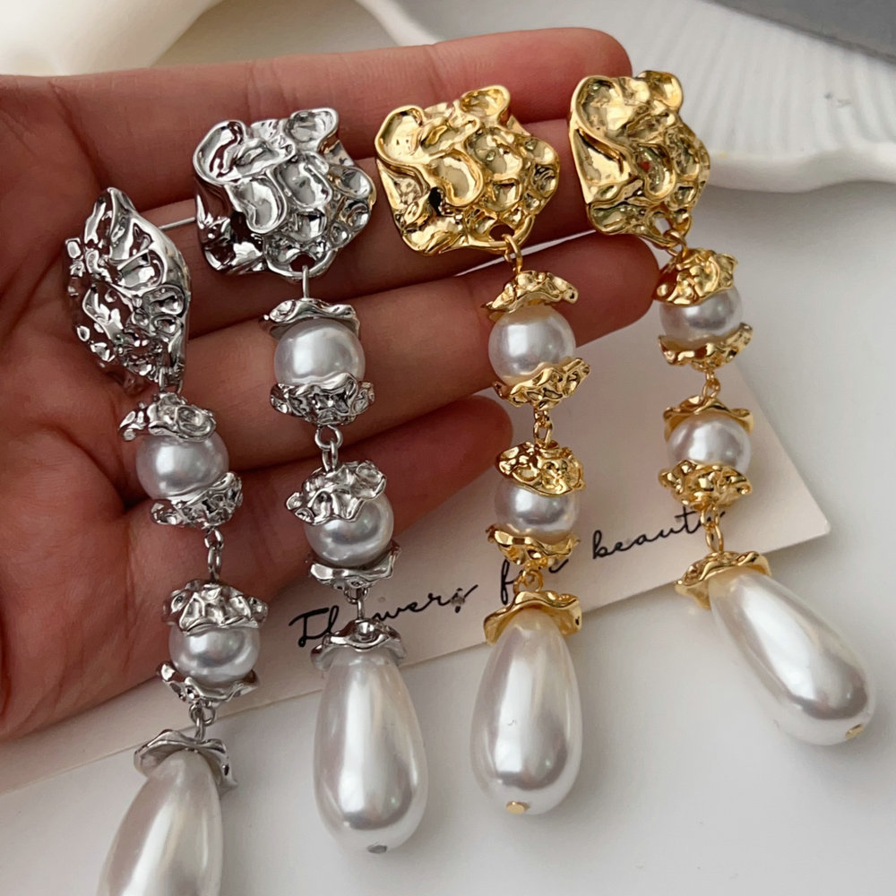 Long pearl earrings