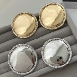Chunky metal round shape earrings