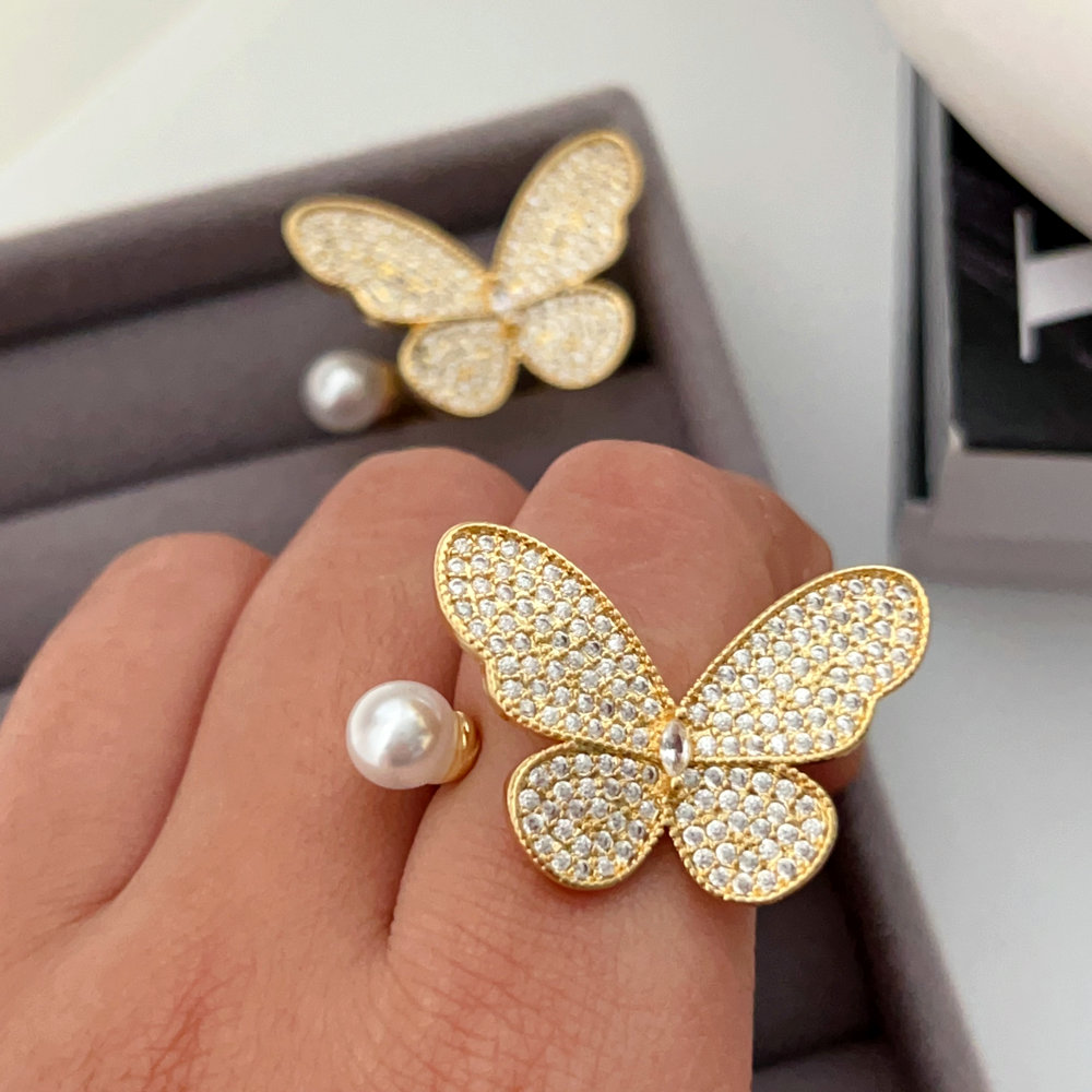 Pave zircon butterfly ring