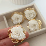 Flower earrings